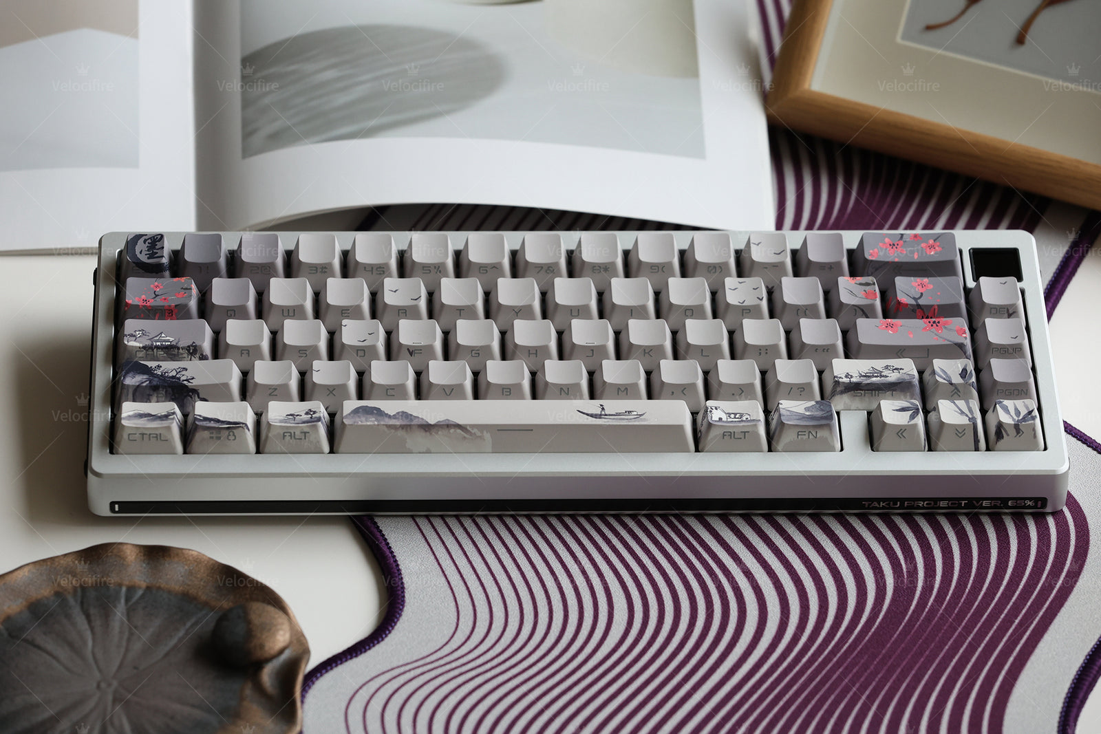 [In Stock] Peach Blossom OEM Profile Dye Sublimation PBT Shine Through Keycaps