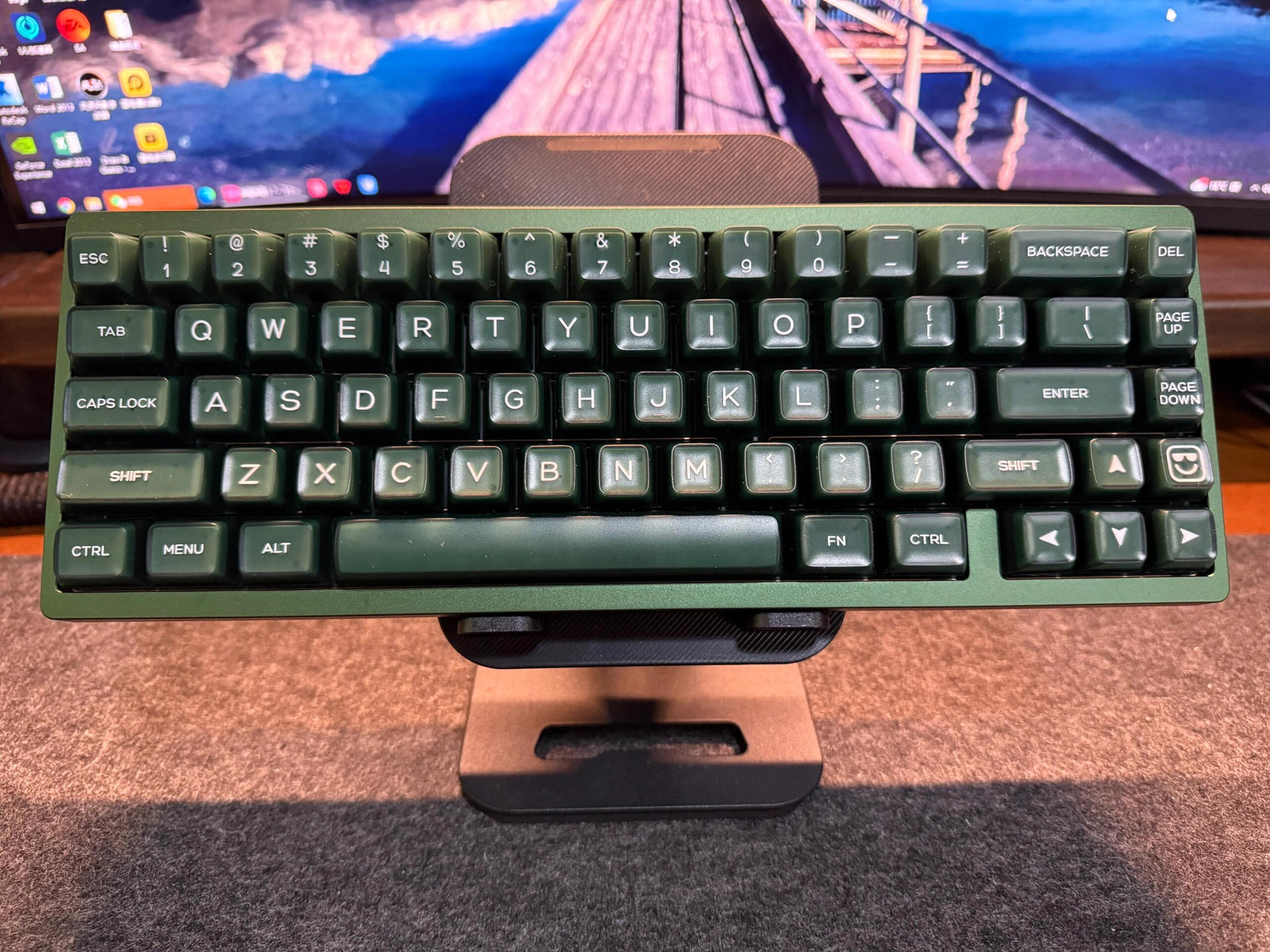 [In Stock] Lucky65 V2 65% Mechanical Keyboard
