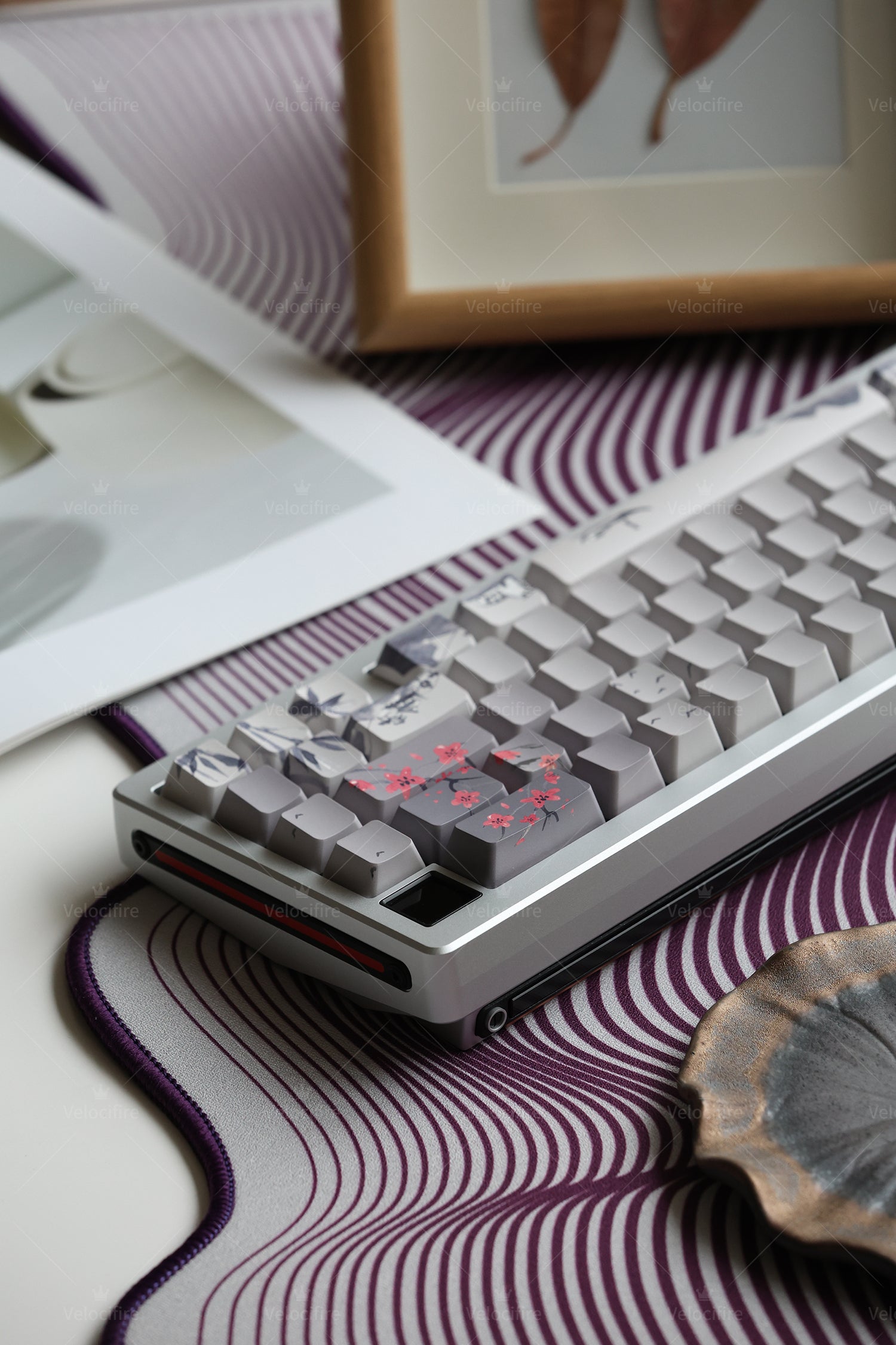 [In Stock] Peach Blossom OEM Profile Dye Sublimation PBT Shine Through Keycaps