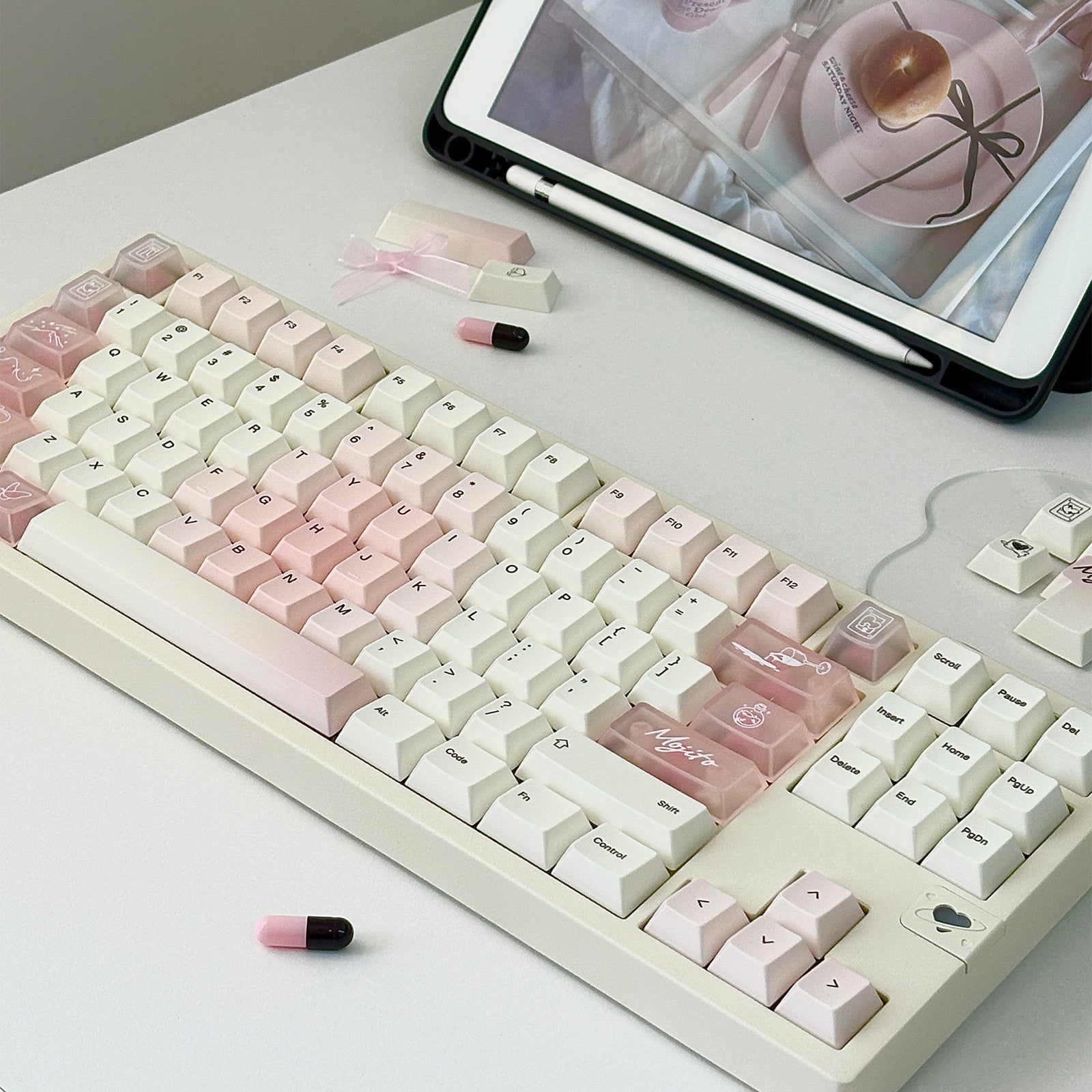 [In Stock] White Peach Mojito Cherry Profile Dye Sublimation PBT Keycaps