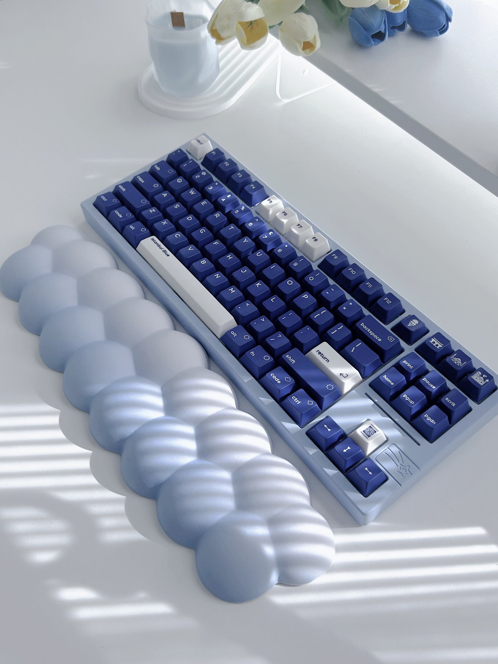 [In Stock] Puff PU Leather & Memory Foam Wrist Rest