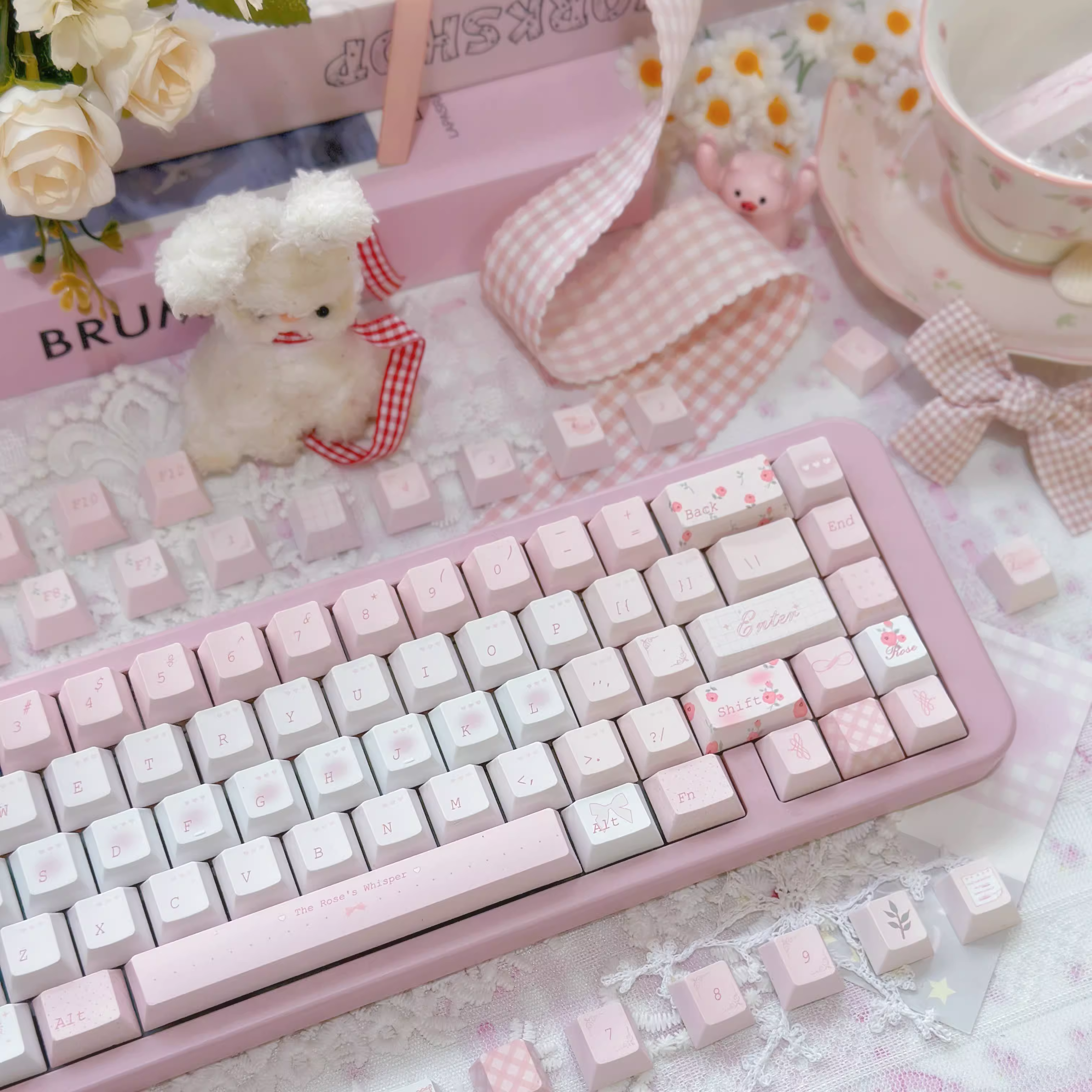 [In Stock] Rose Whisper Dye Sublimation PBT Cherry Profile Keycaps