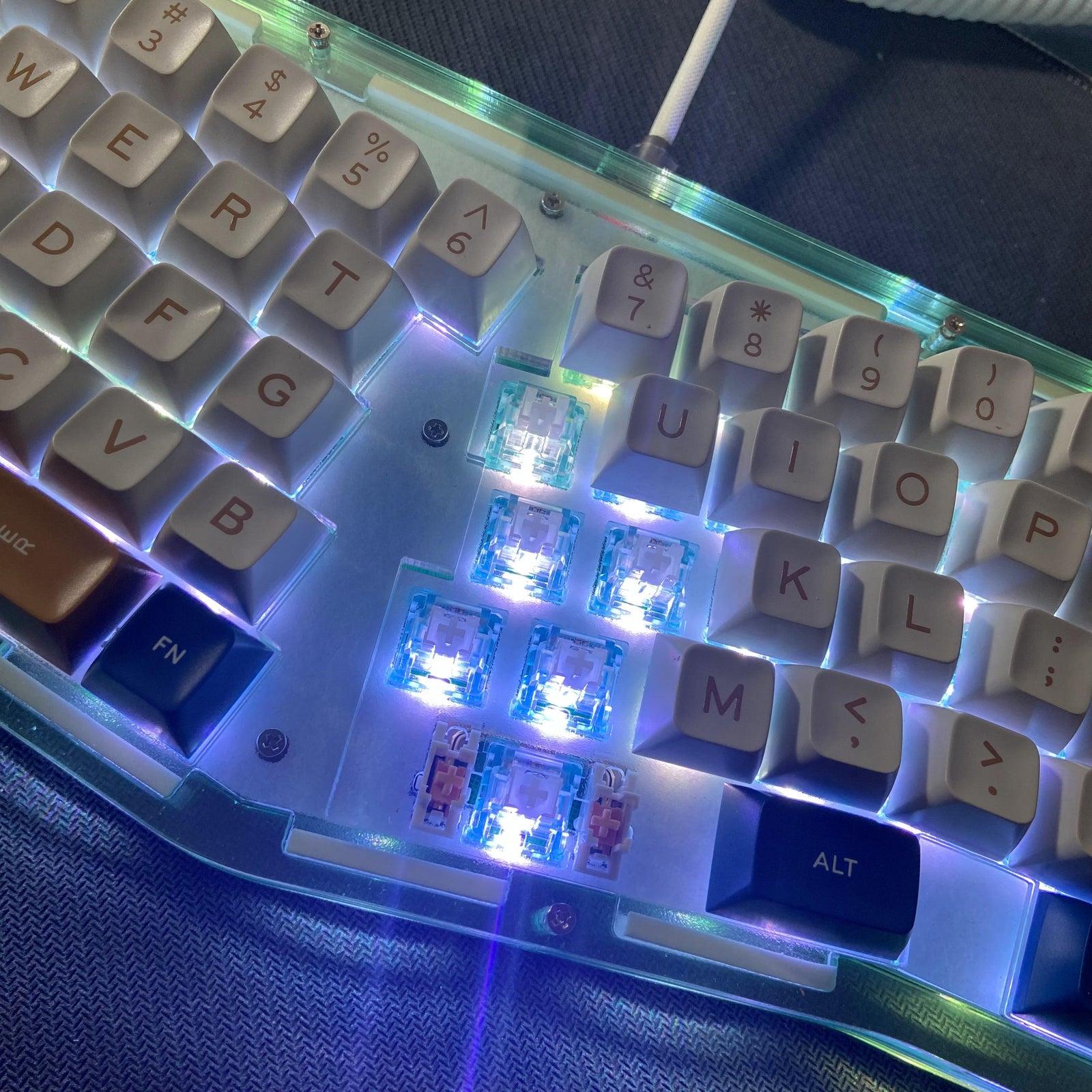 [In Stock] CK Alice Ergonomics Wired Mechanical Keyboard Kit