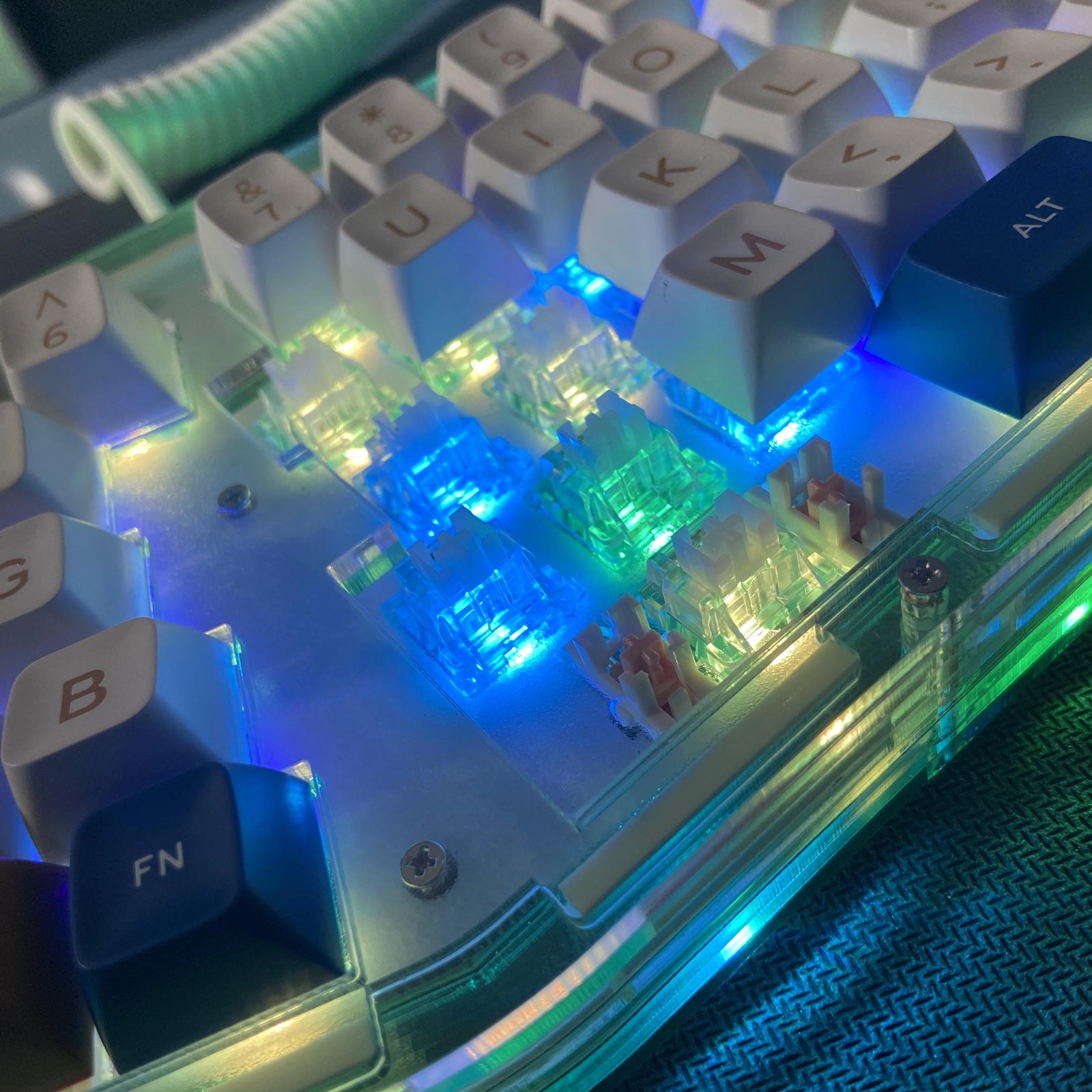 [In Stock] CK Alice Ergonomics Wired Mechanical Keyboard Kit