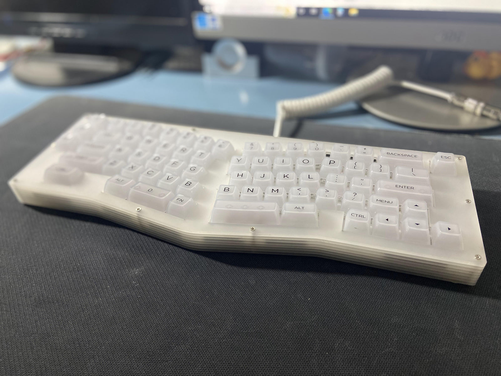 [In Stock] CK Alice Ergonomics Wired Mechanical Keyboard Kit