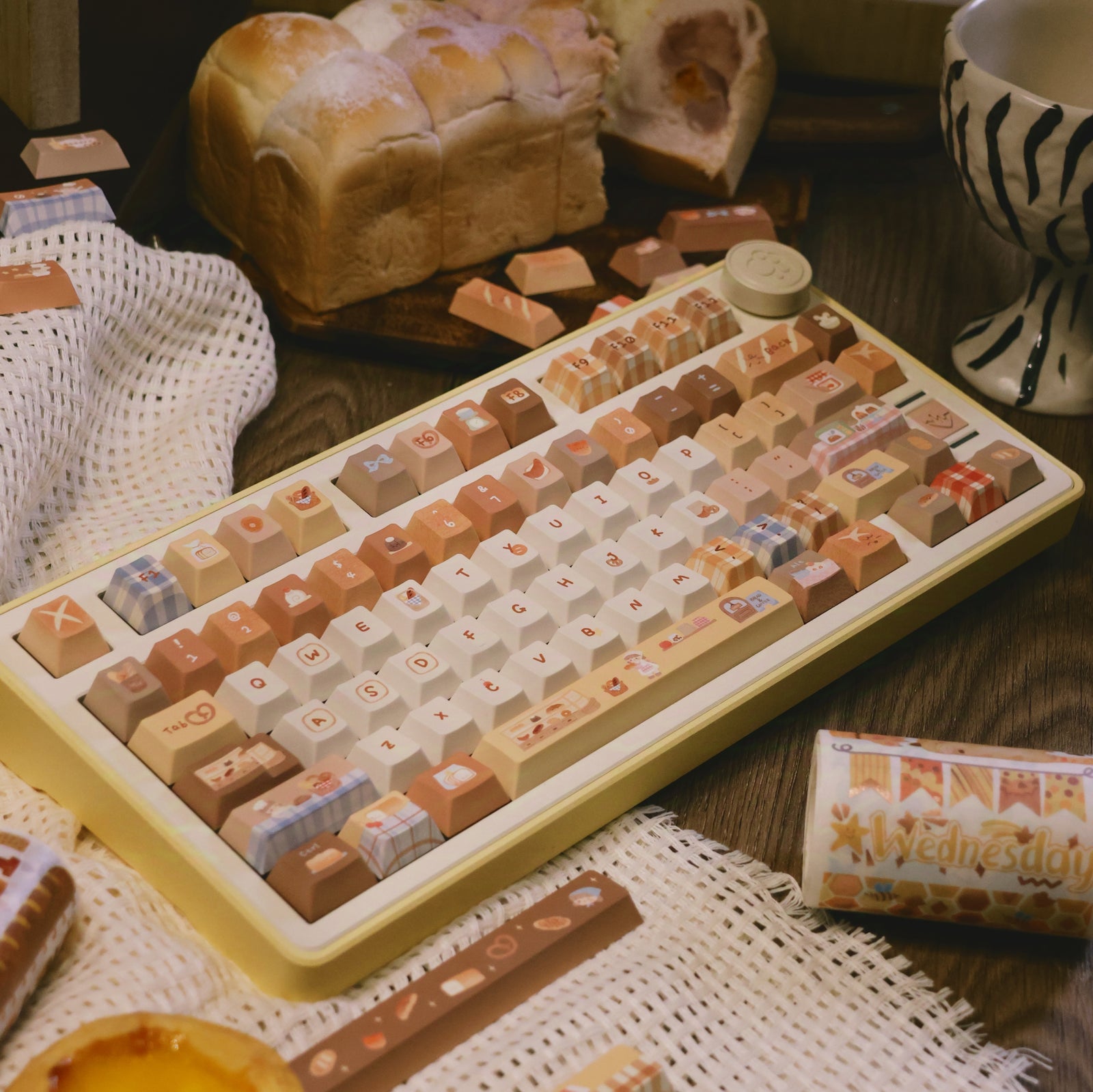 [In Stock] Toasted Bread Cute Cherry PBT Keycaps