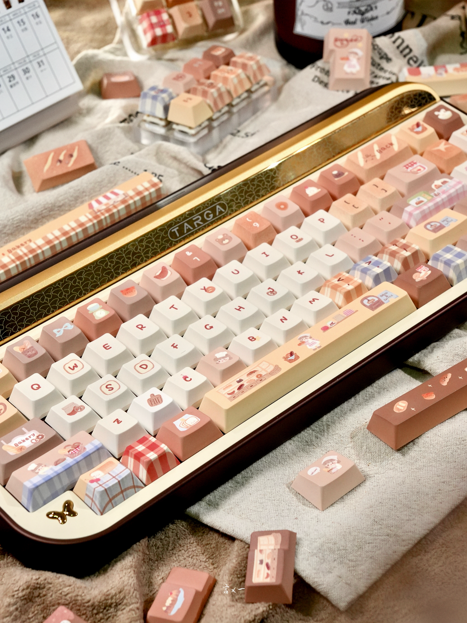 [In Stock] Toasted Bread Cute Cherry PBT Keycaps
