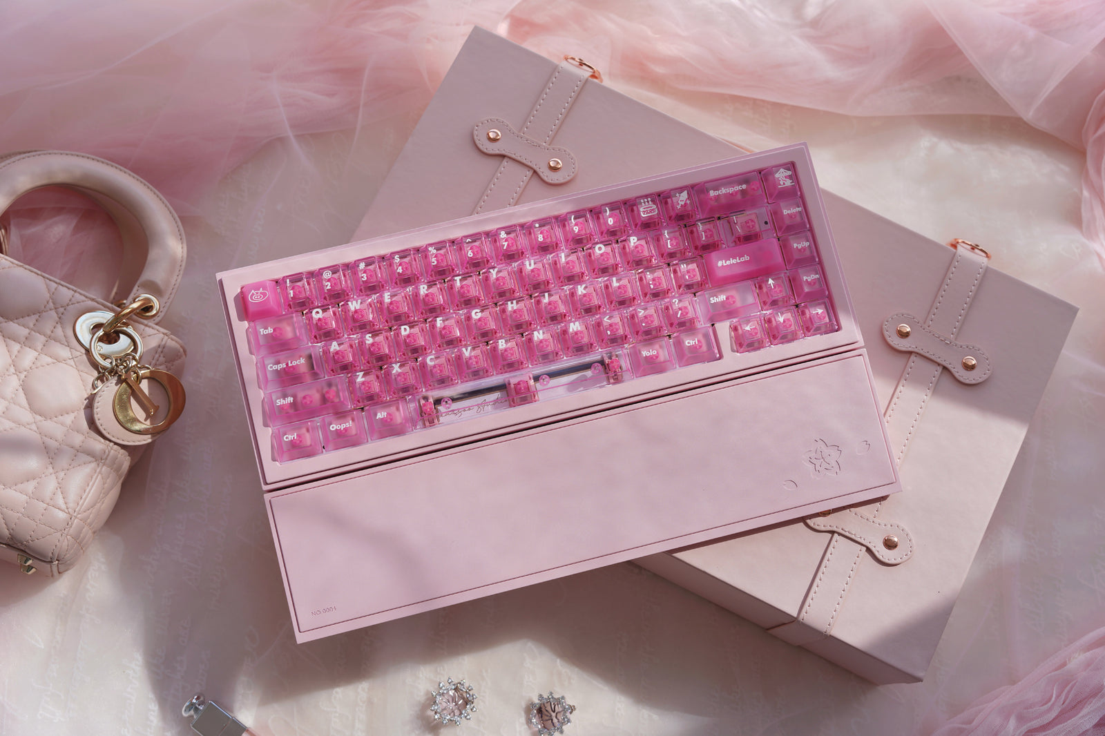 [In Stock] ESU67 Aluminum Pre-built Magnetic Switches HE Keyboard Wrist Rest Cover 2-in-1