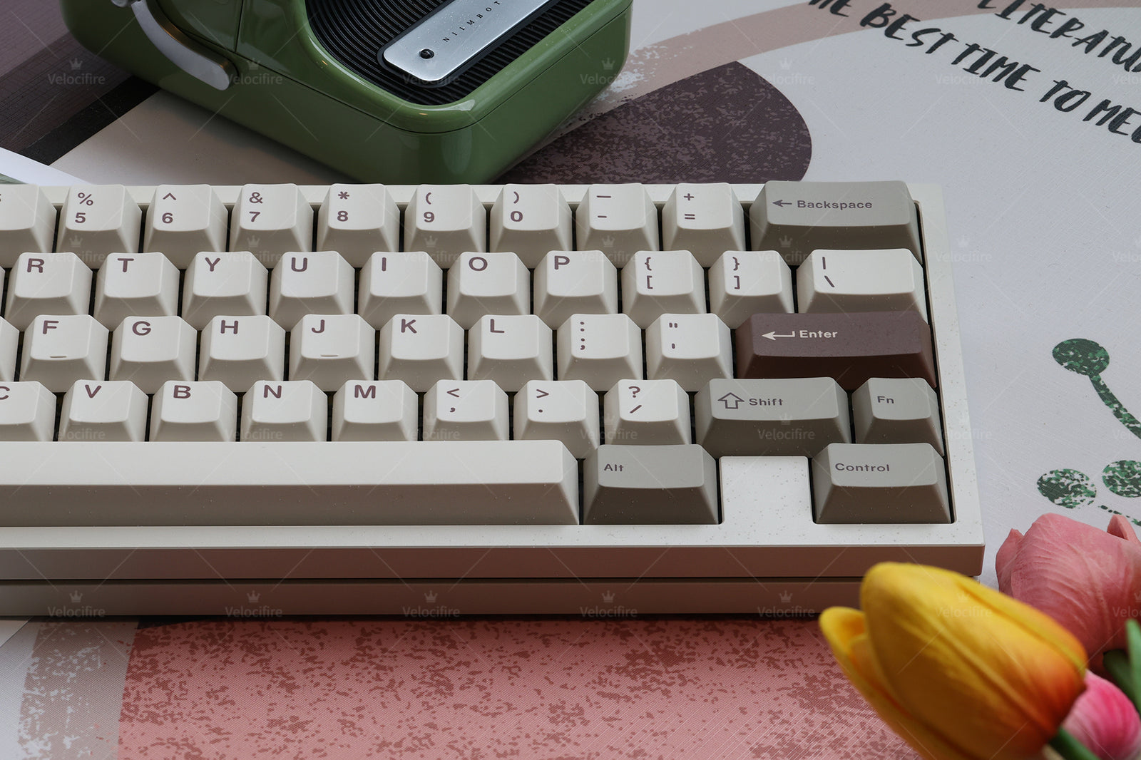 [In Stock] Retro Chocolate Cherry Profile Dye Sublimation PBT Keycaps