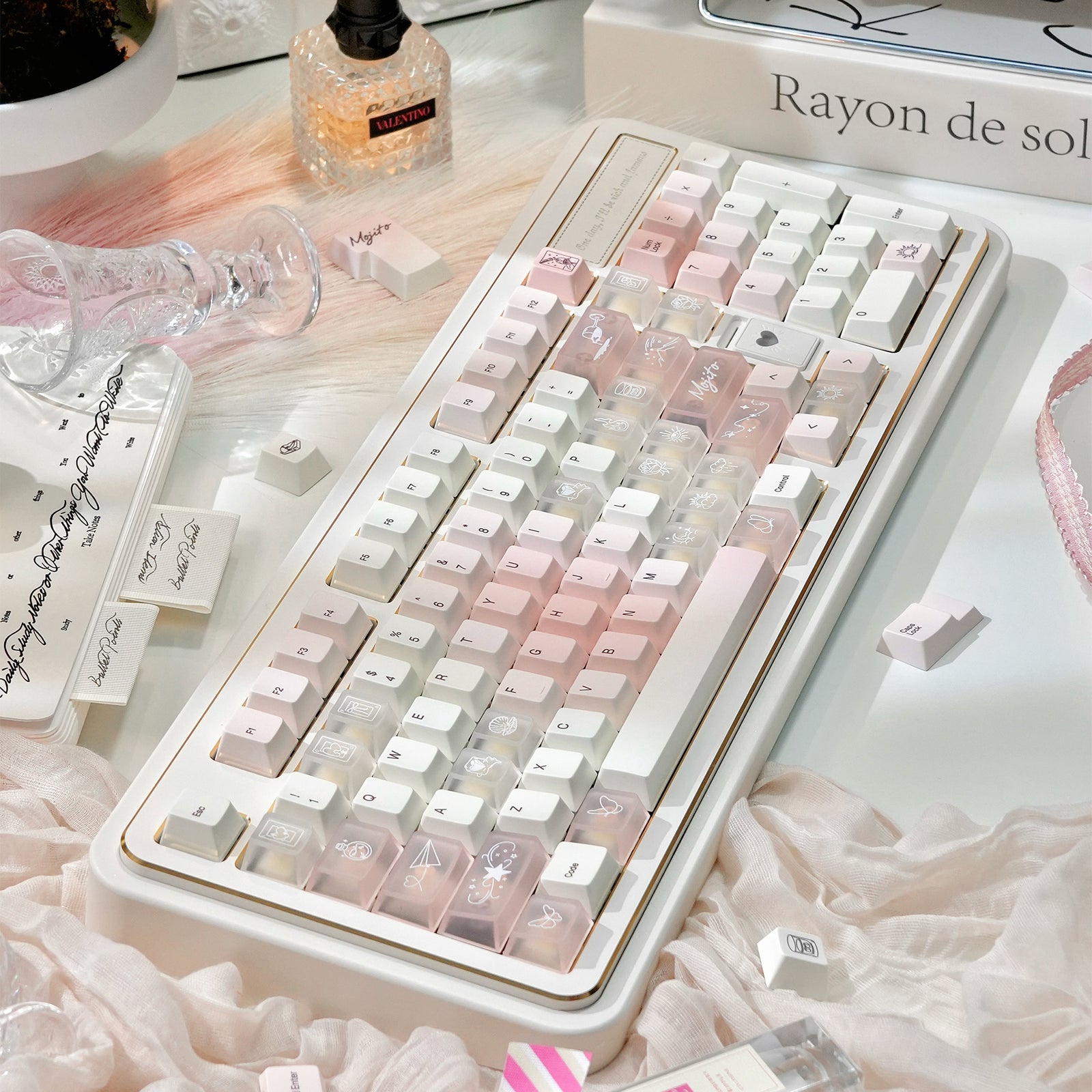 [In Stock] White Peach Mojito Cherry Profile Dye Sublimation PBT Keycaps