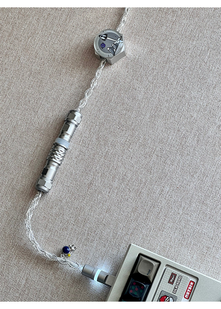 [In Stock] Astronaut Single Crystal Copper Four-Strand Aviation Plug Cable C-Port with Light Data Transmission Cable