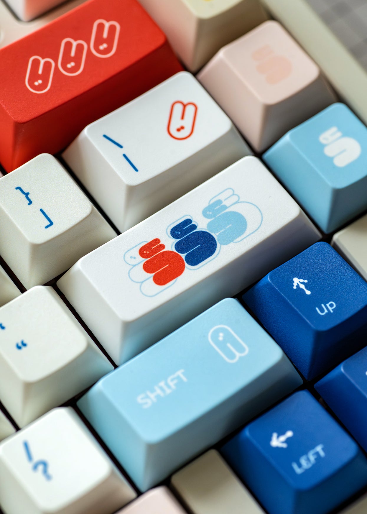 [In Stock] White Rabbit Dye Sublimation PBT Cherry Profile Keycaps