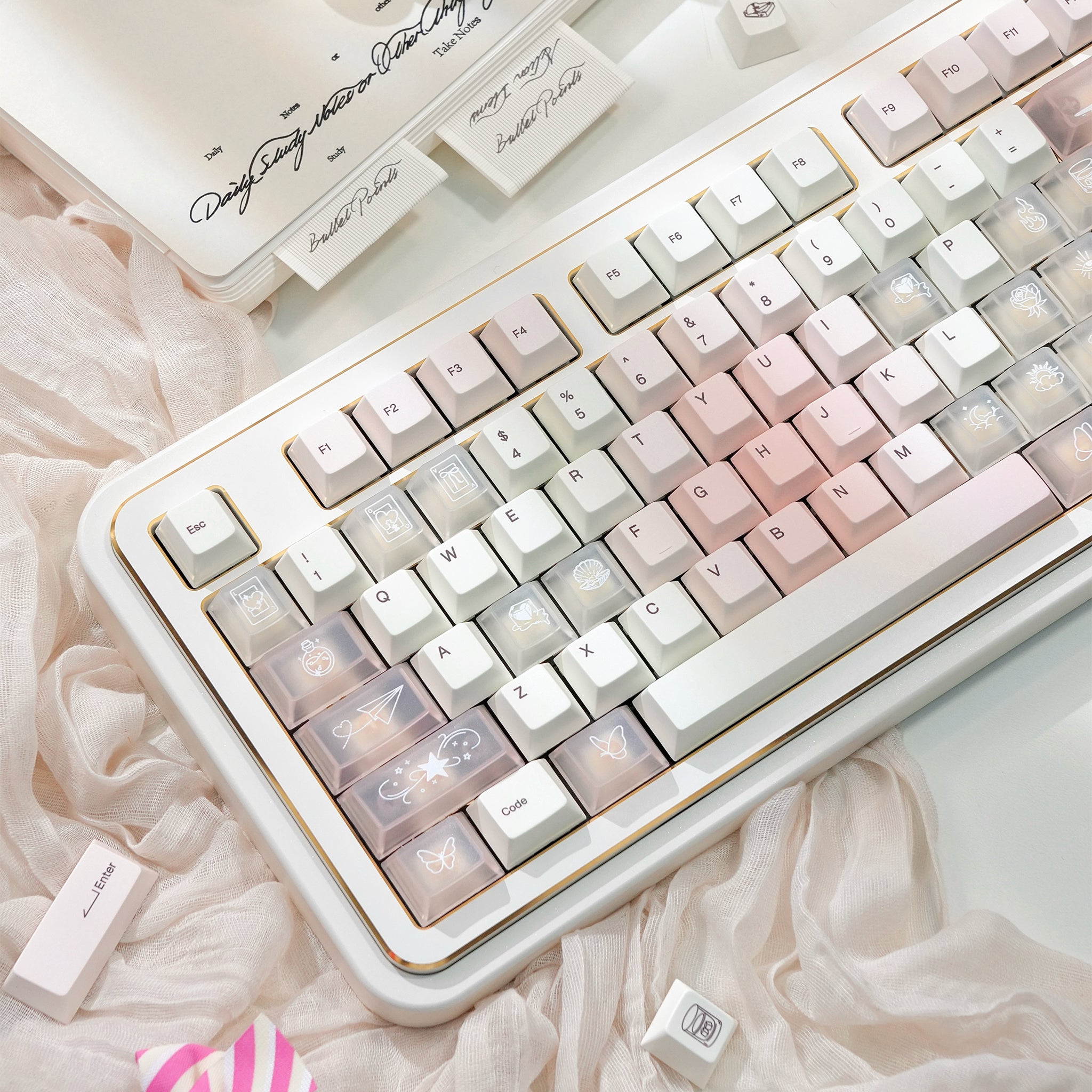 [In Stock] White Peach Mojito Cherry Profile Dye Sublimation PBT Keycaps