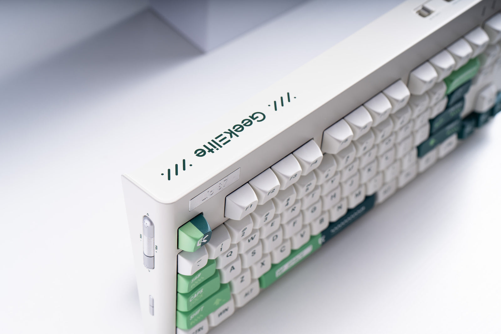 [In Stock] Lio87 TKL 80% Pre-Built Mechanical Keyboard
