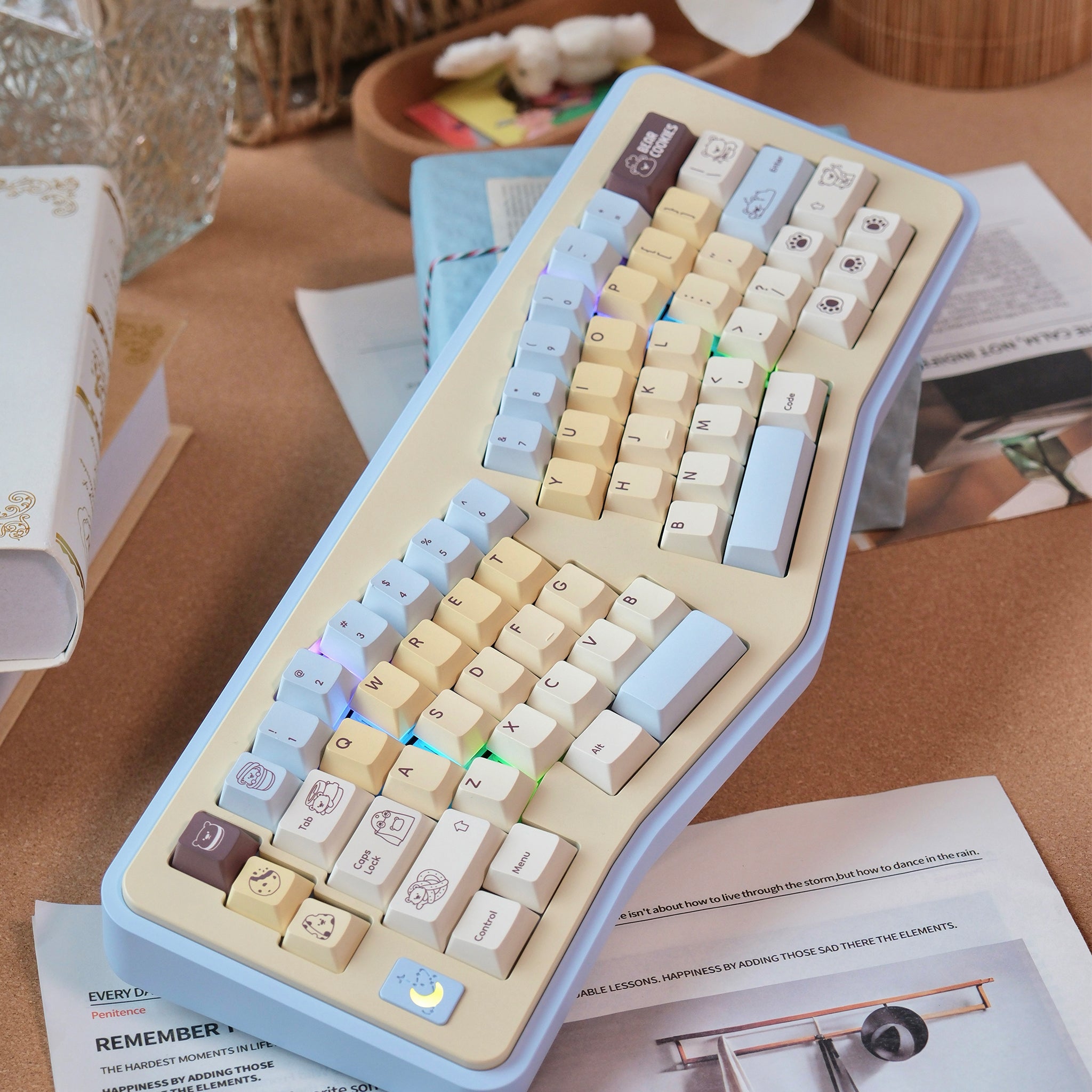 [In Stock] Bear Cookies Cherry Profile Dye Sublimation PBT Keycaps