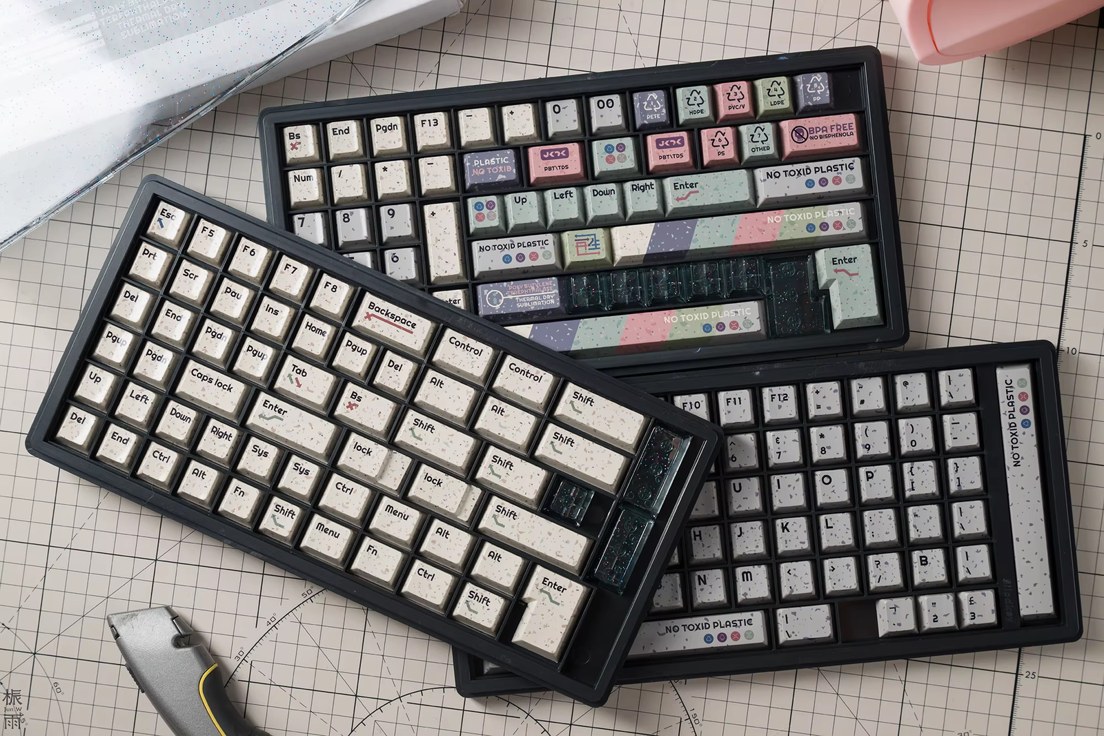 [In Stock] JKDK Regenerate Keycaps Set ,Cherry Profile ,PBT  ,Complete Set, 5-Side Dye Sublimation