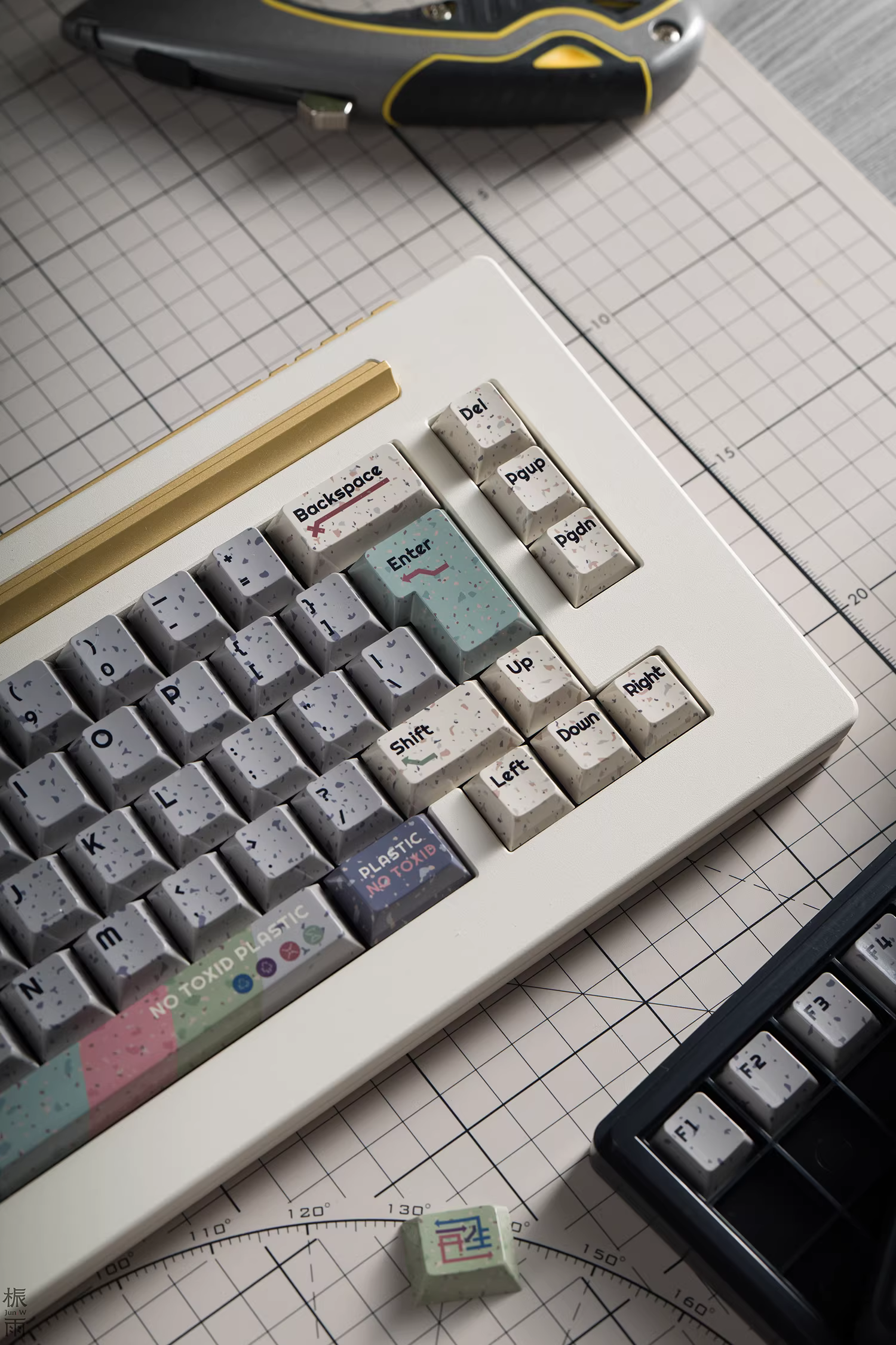 [In Stock] JKDK Regenerate Keycaps Set ,Cherry Profile ,PBT  ,Complete Set, 5-Side Dye Sublimation