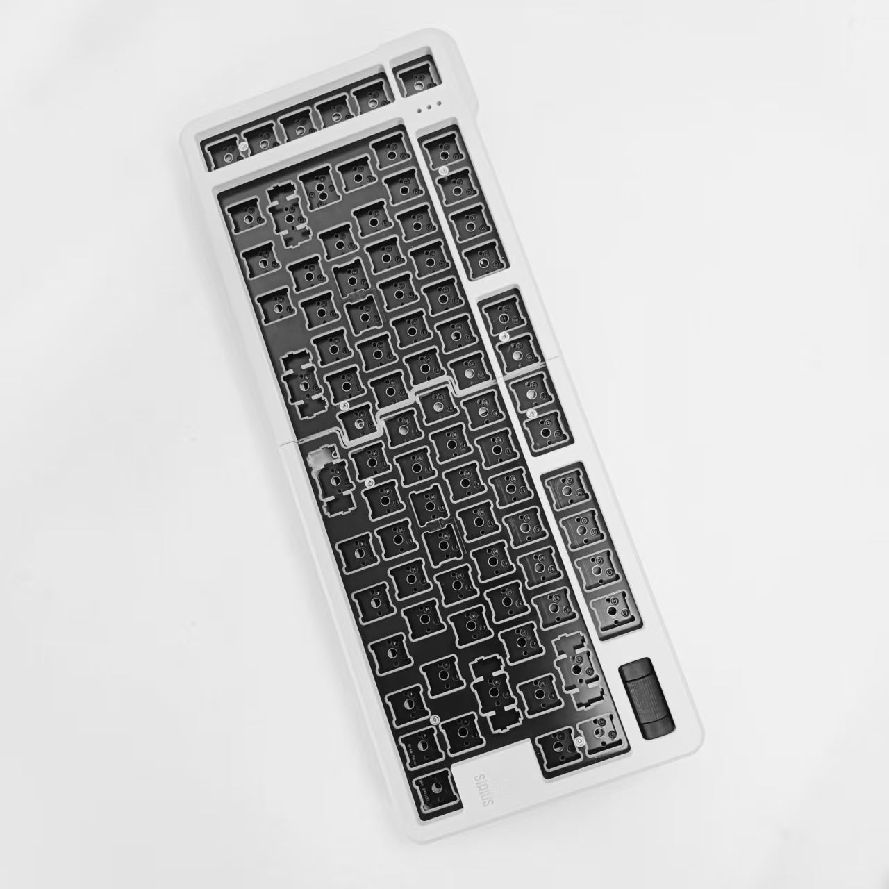[In Stock] Ursa Major V2 Wireless Aluminum Split Keyboard