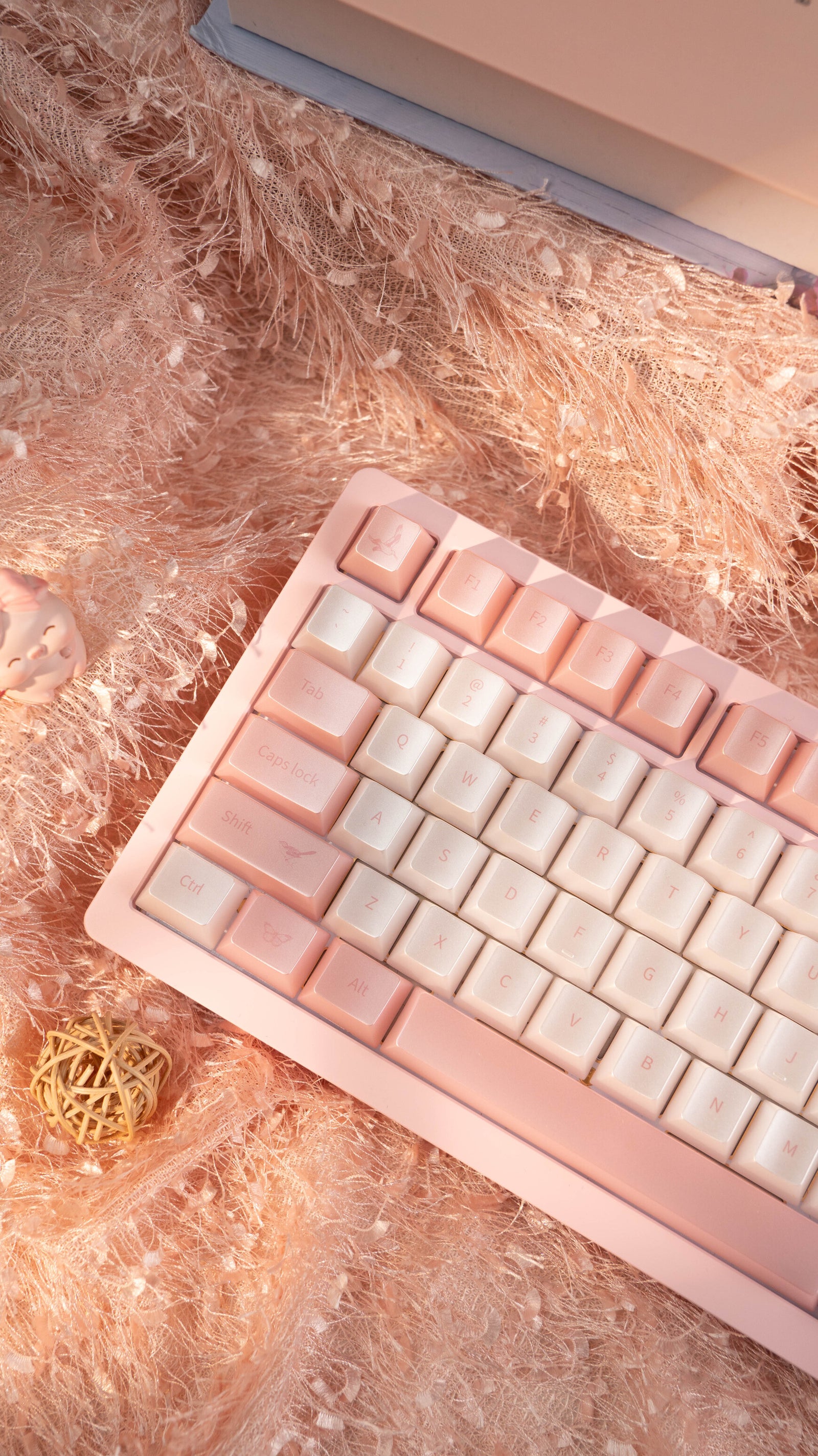 [In Stock] Hane Collection Pearlescent Translucent Dye Sublimation PC Cherry Profile Keycaps