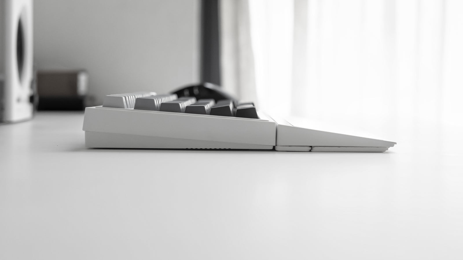 [In Stock] BK75 75% Pre-Built Mechanical Keyboard