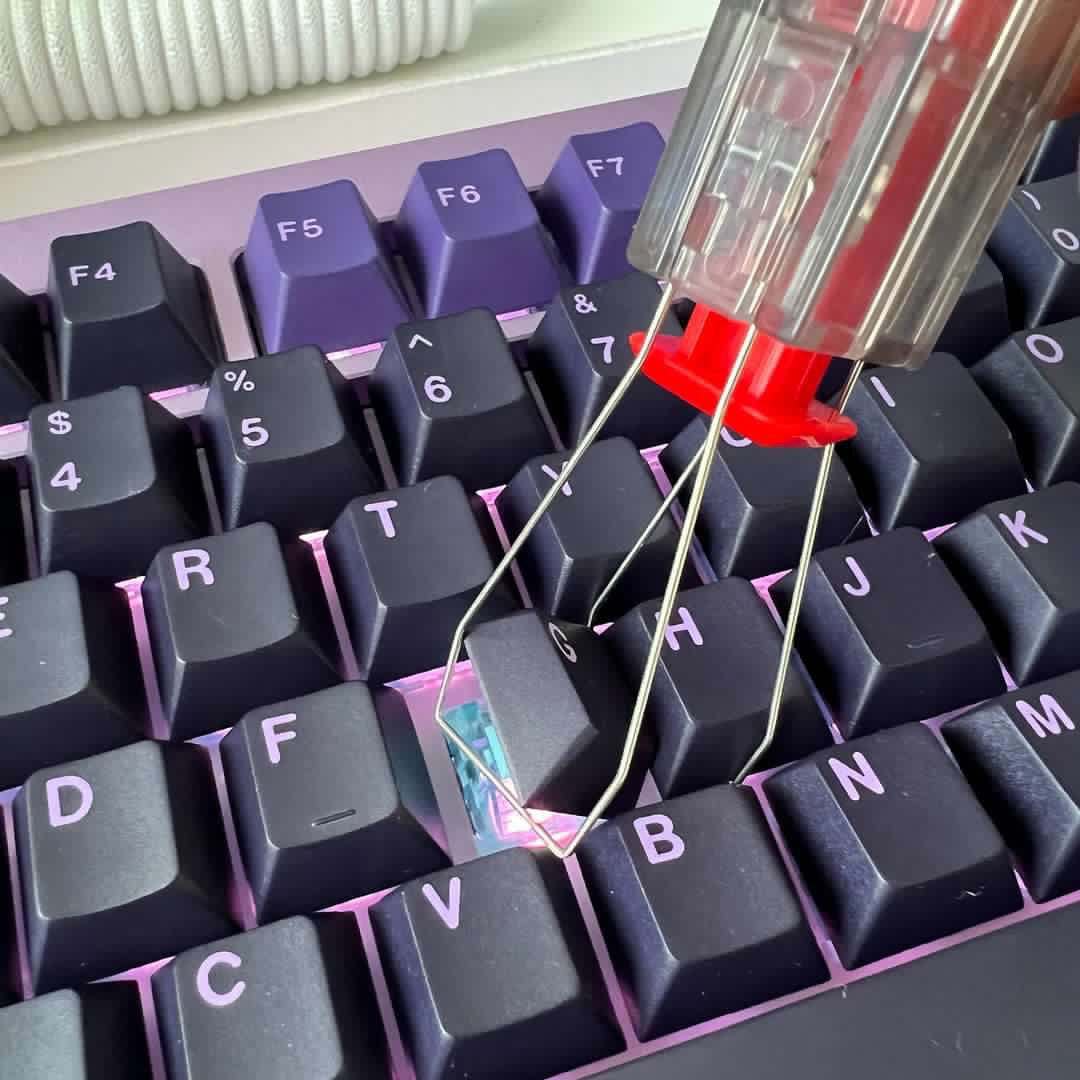 KEMOVE 2-IN-1-SCHALTER-/TASTENKAPPENZIEHER FÜR HOT-SWAPP-FÄHIGE MECHANISCHE TASTATUR