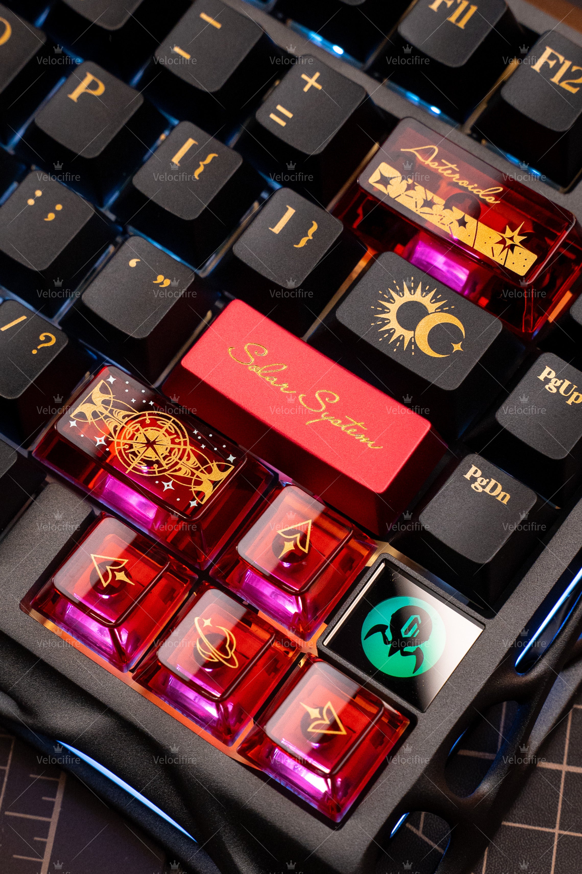 [In Stock] Solar System PBT/PC/Metal Cherry Profile Keycaps