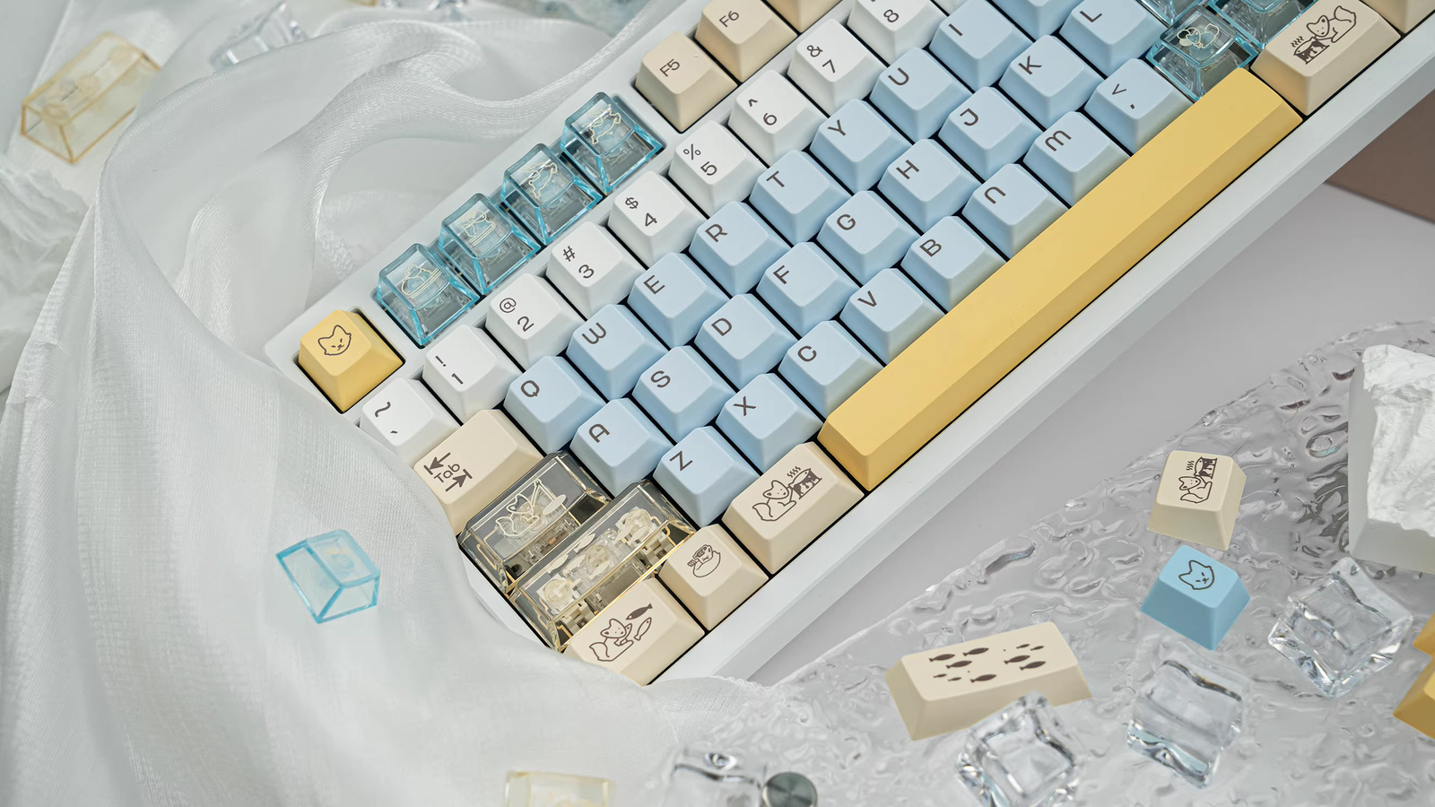 [In Stock] ARTIC FOX  PBT/PC/Cherry Profile Keycaps
