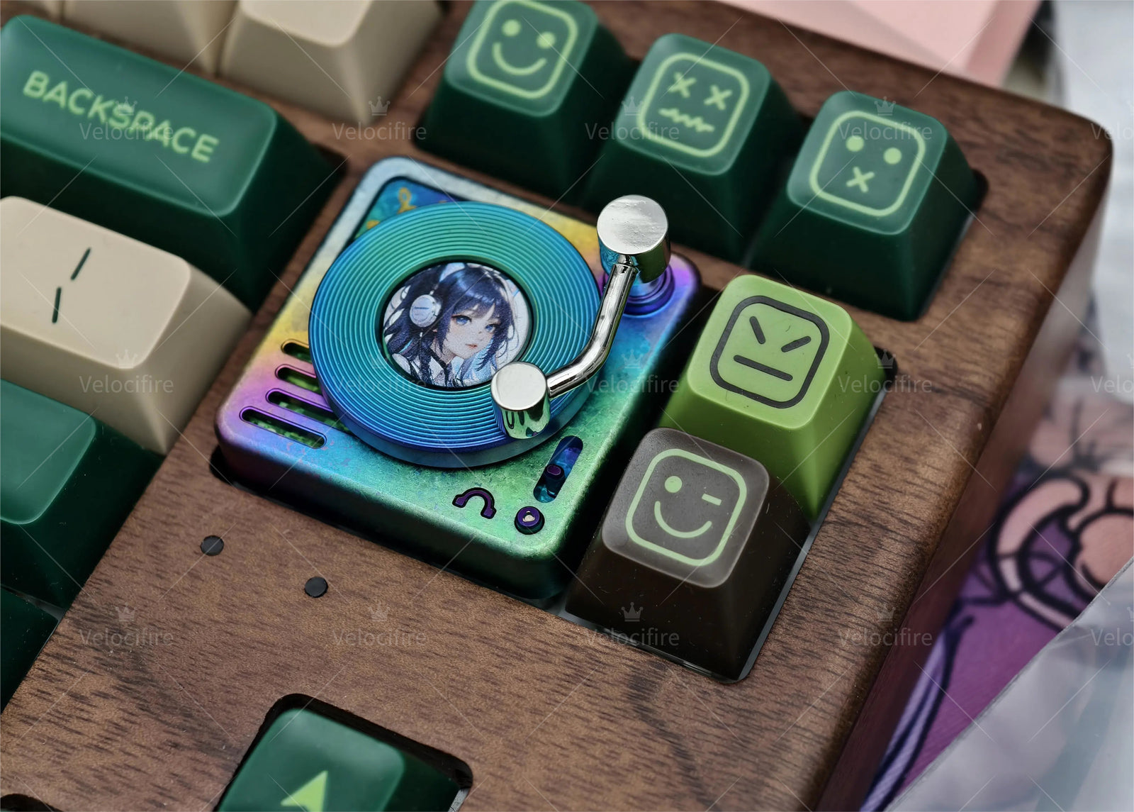 [GB] Vinyl Record Player 4U Titanium Alloy Artisan Keycap