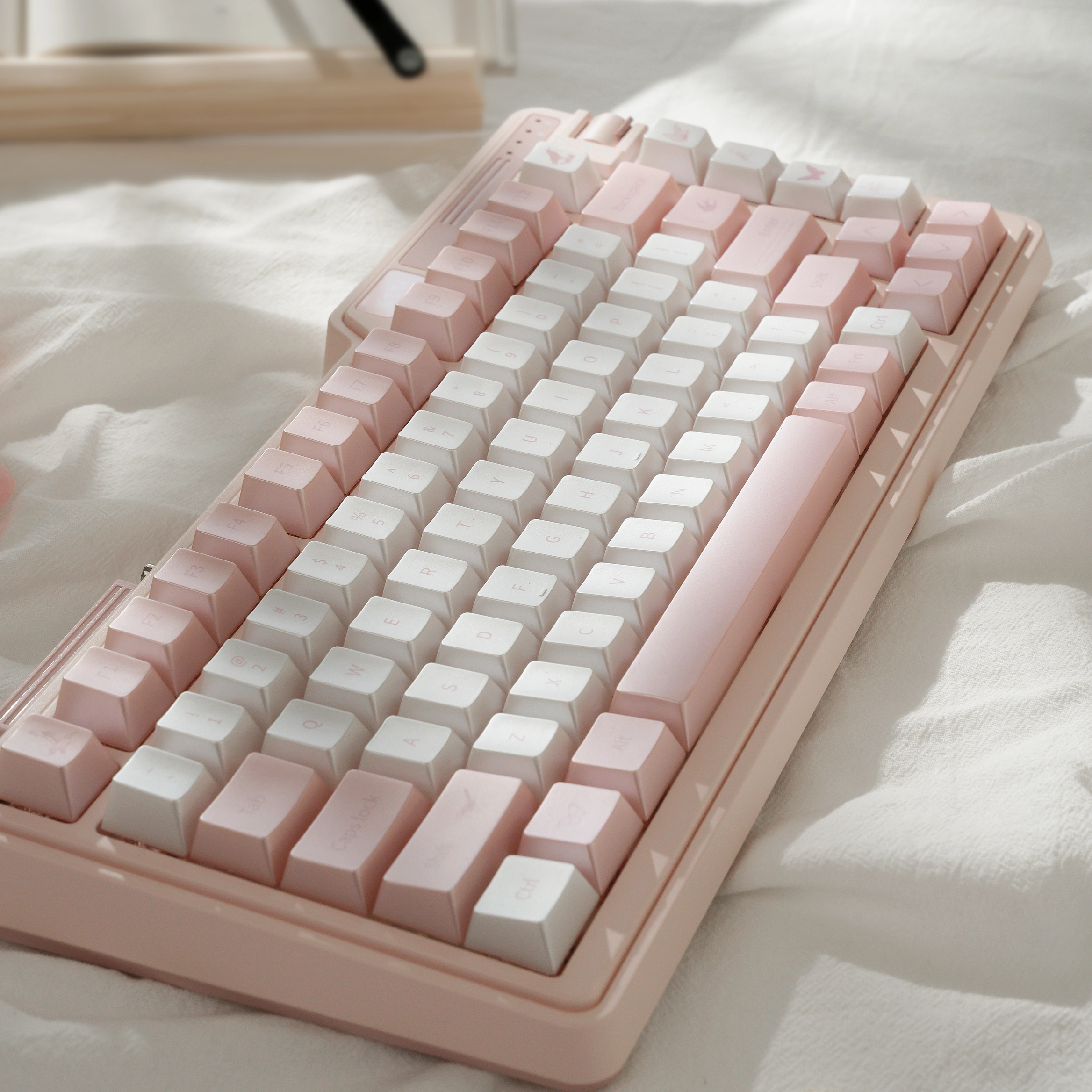 [In Stock] Hane Collection Pearlescent Translucent Dye Sublimation PC Cherry Profile Keycaps